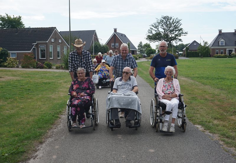 26-08-26 Wandeling Zorghuis-Samen. Foto: Anneke Orsel Onstwedde.info