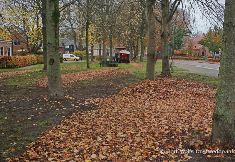 10-11-25 Herst werkzaamheden in de Havenstraat. Foto: Bert Wolfs Onstwedde.info