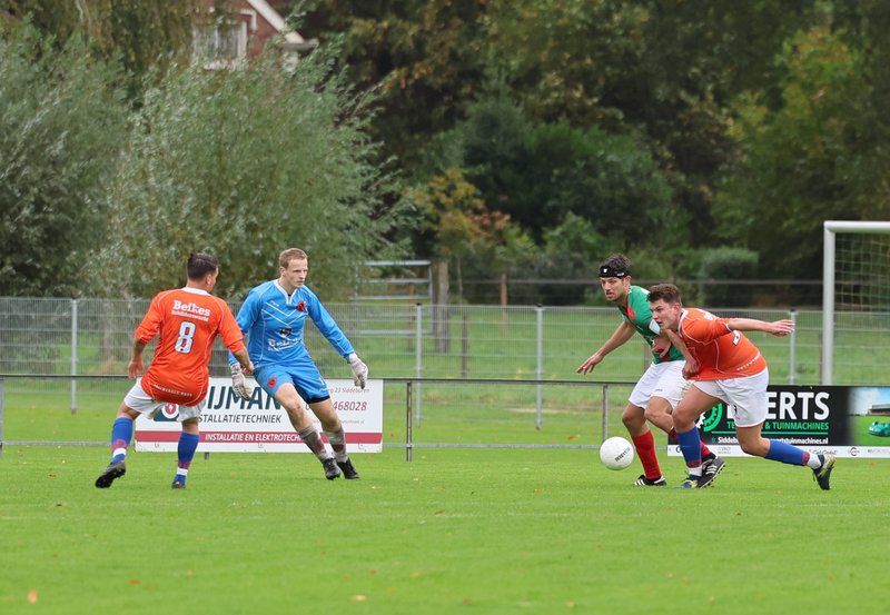 27-10-25 SGV - Onstwedder Boys, uitslag 2-3. Foto: Freek Moorlag Onstwedde.info