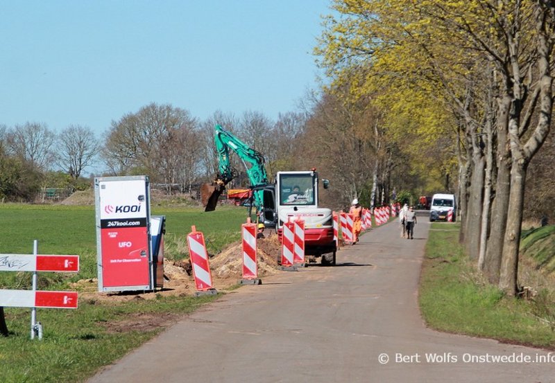 10-04-26 Werkzaamheden aan de 1e Barlagerweg. Foto: Bert Wolfs Onstwedde.info