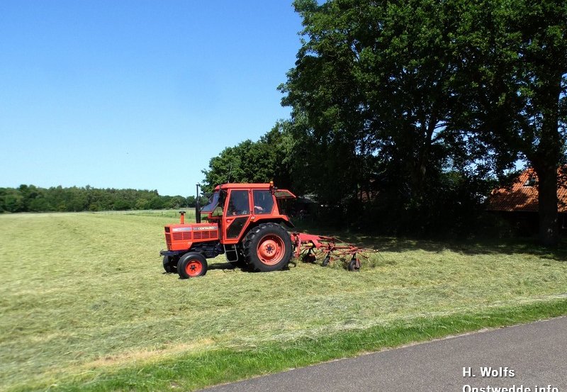 28-05-26 Hooi werkzaamheden aan de Wessinghuizerweg, Foto: H. Wolfs Onstwedde.info
