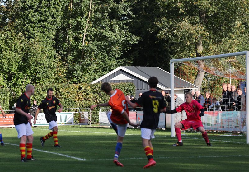 20-10-25 Onstwedder Boys 2 - HSC 2. Foto: Freek Moorlag Onstwedde.info