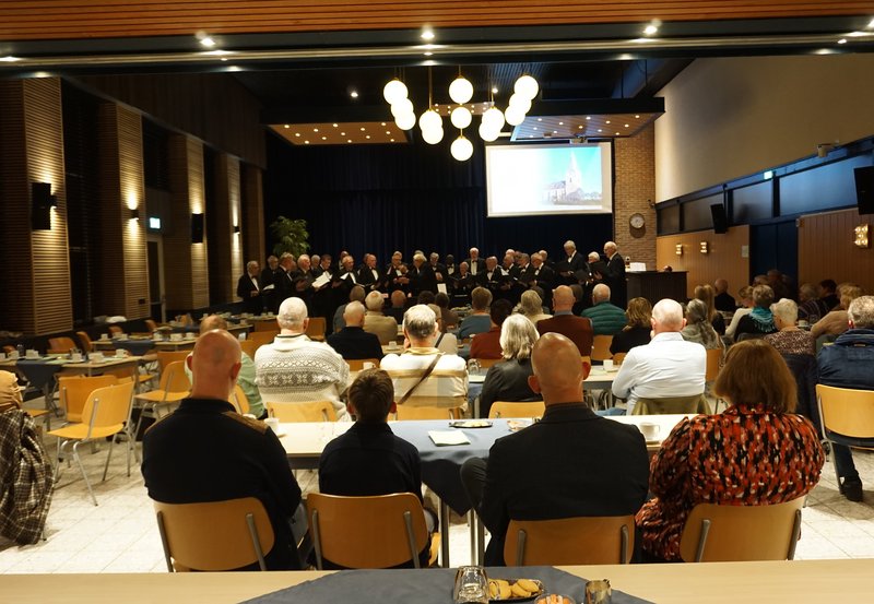 11-11-25 Kom en Zing Mee avond in d' Ekkelkaamp. Foto: Anneke Orsel Onstwedde.info