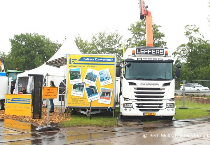 13-06-26 Folkers Zonweringen Mussel staat ook op de Vlagtwedder Landbouwbeurs. Foto: Bert Wolfs Onstwedde.info