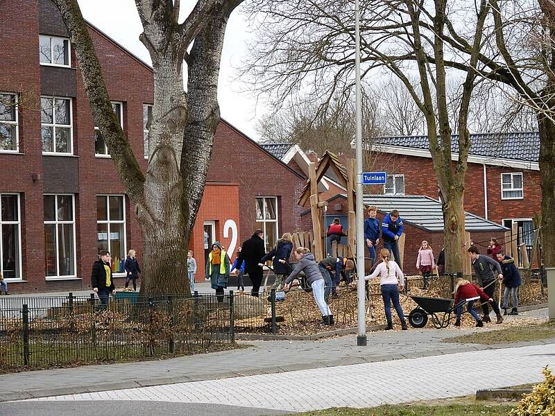 Merle (11) uit Onstwedde beste voorlezer van de gemeente Stadskanaal