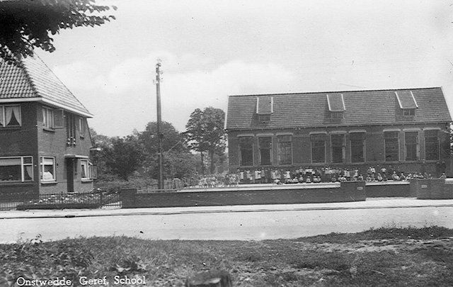 LOSSE FLODDERS: Afvoer van de Lüneburgers
